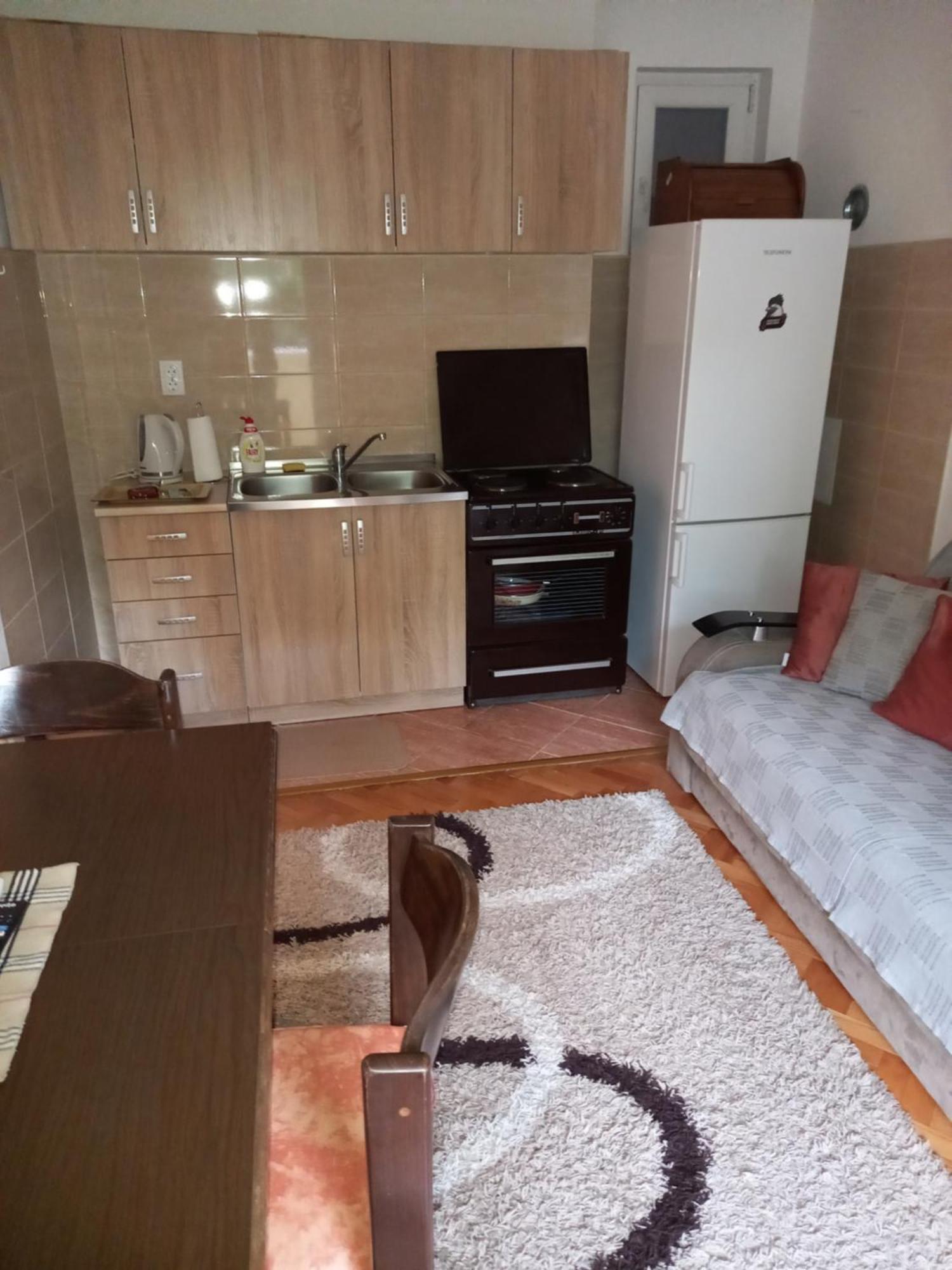 Appartamento Apartman Vukica Trebinje Esterno foto